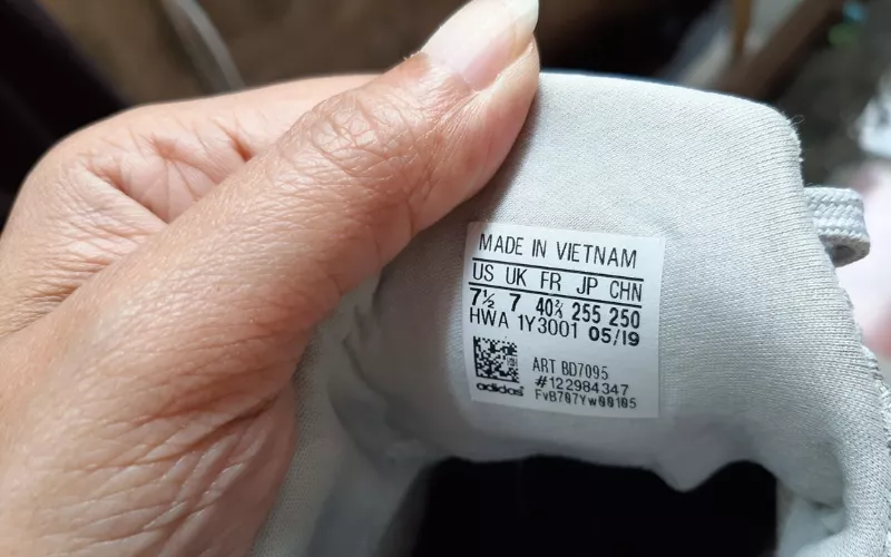 Ayakkabı Etiketleri